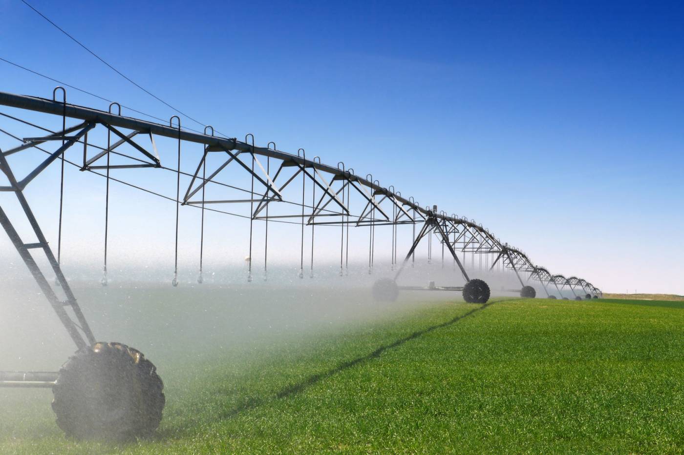 irrigation pivot